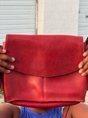 Vintage Coach Red Leather Crossbody Bag - Classic Women's Shoulder Purse